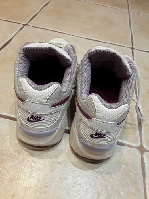 Pantofi sport Nike Air pentru femei