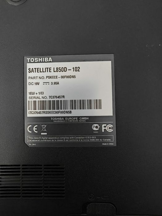 Laptop Toshiba Satellite L850D