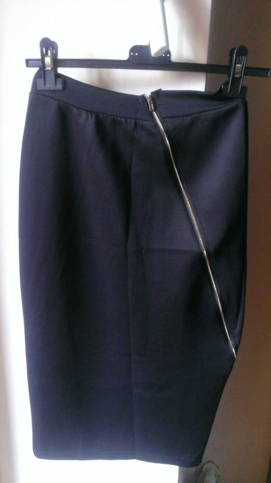 fusta  cu eticheta  - model nou