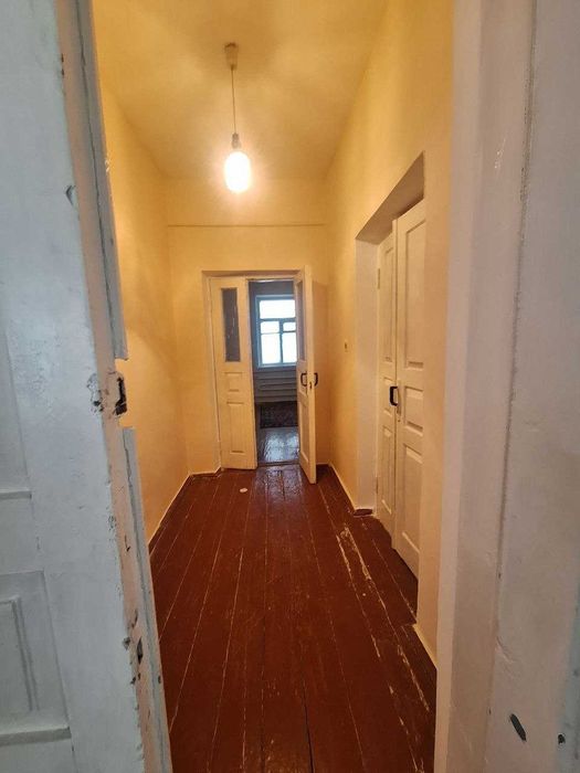 Продается Дом состоит из 5 комнат, веранды.Рядом с горгазом.