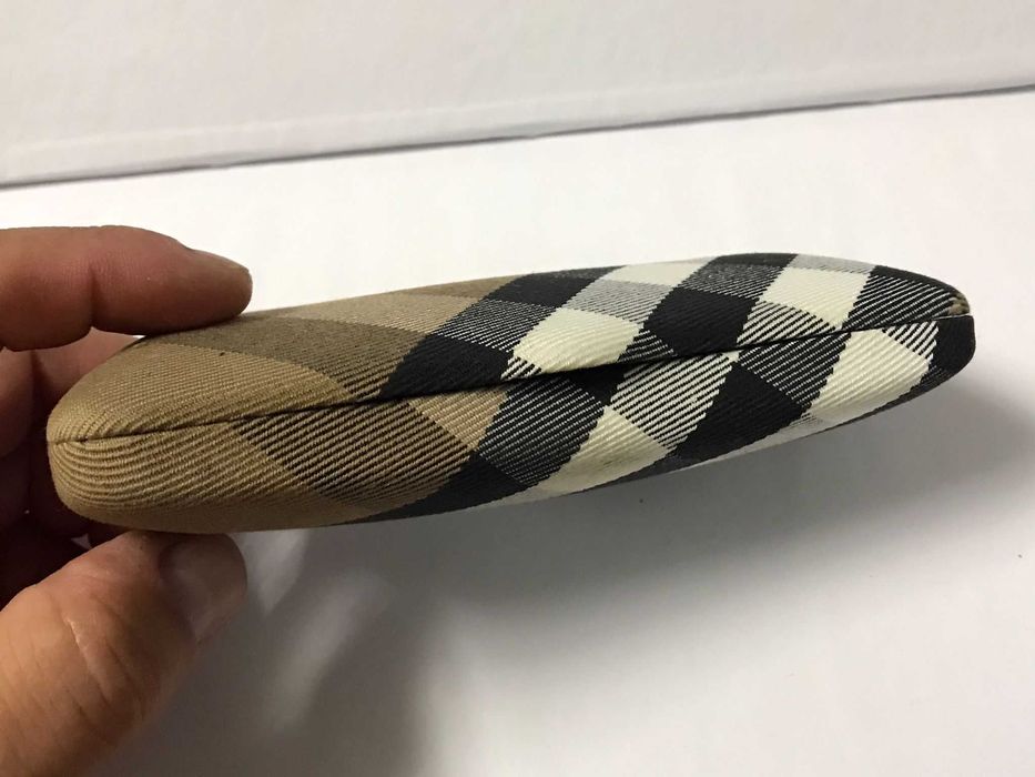 Toc Etui ochelari Burberry