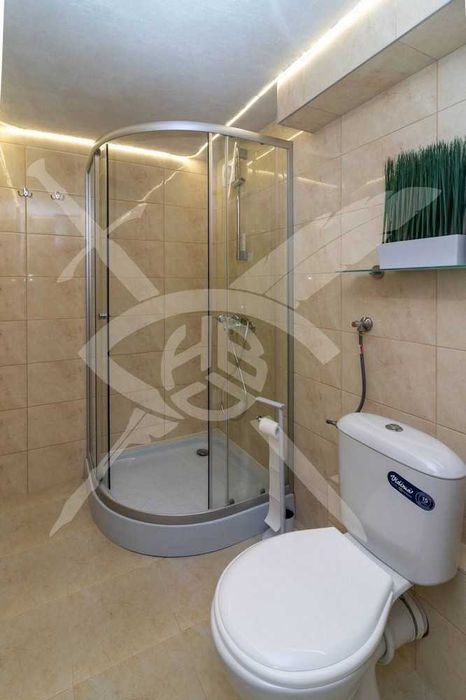 Продава се Едностаен апартамент в София, Център - 27 кв.м за 1593 €/кв.м - Снимка #4