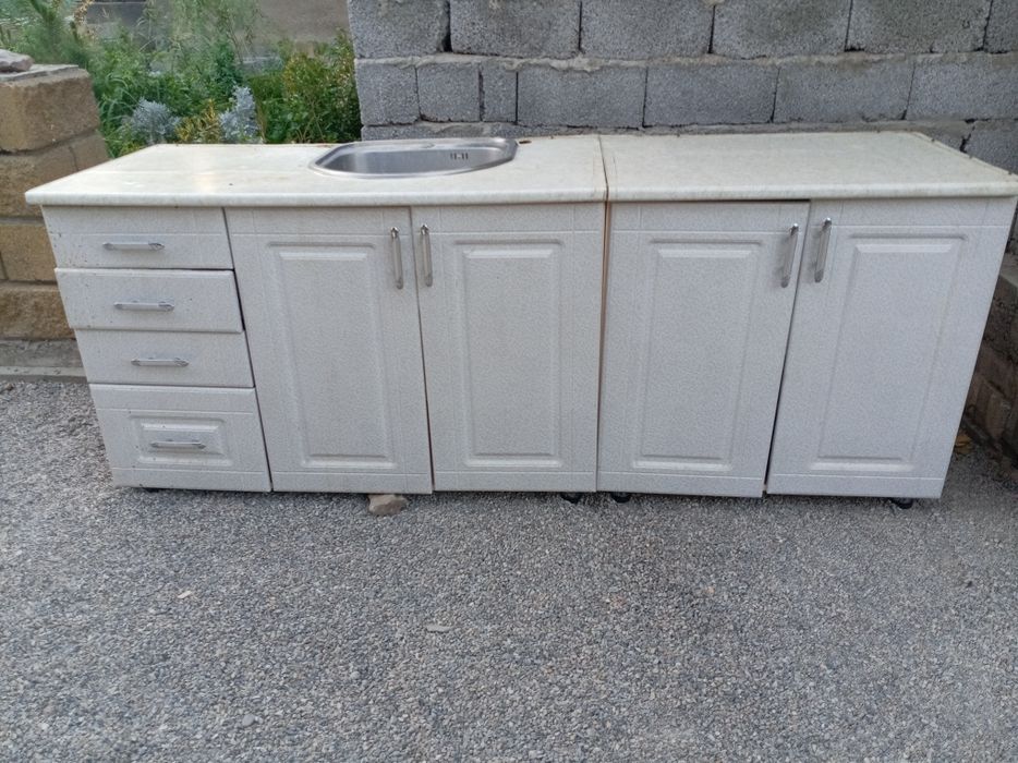 Кухонный гарнитур