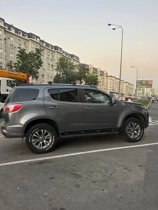 Chevrolet trailblazer треблейзер