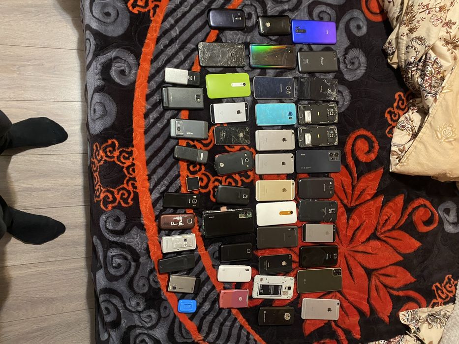 lot telefoane diverse