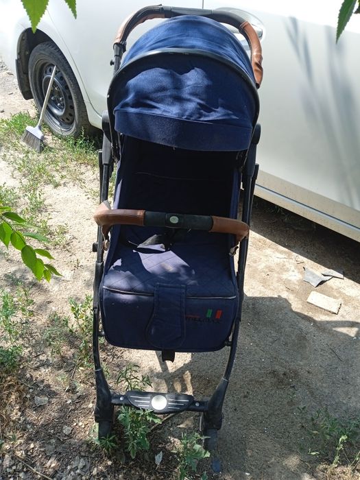 Коляска детская складывается