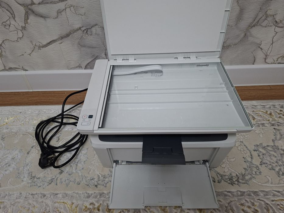 Принтер HP MFP M28a