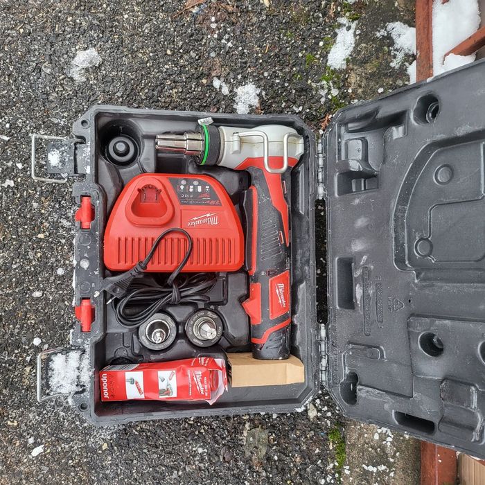 Dispozitiv pentru expandat Milwaukee C12 PXP - Uponor