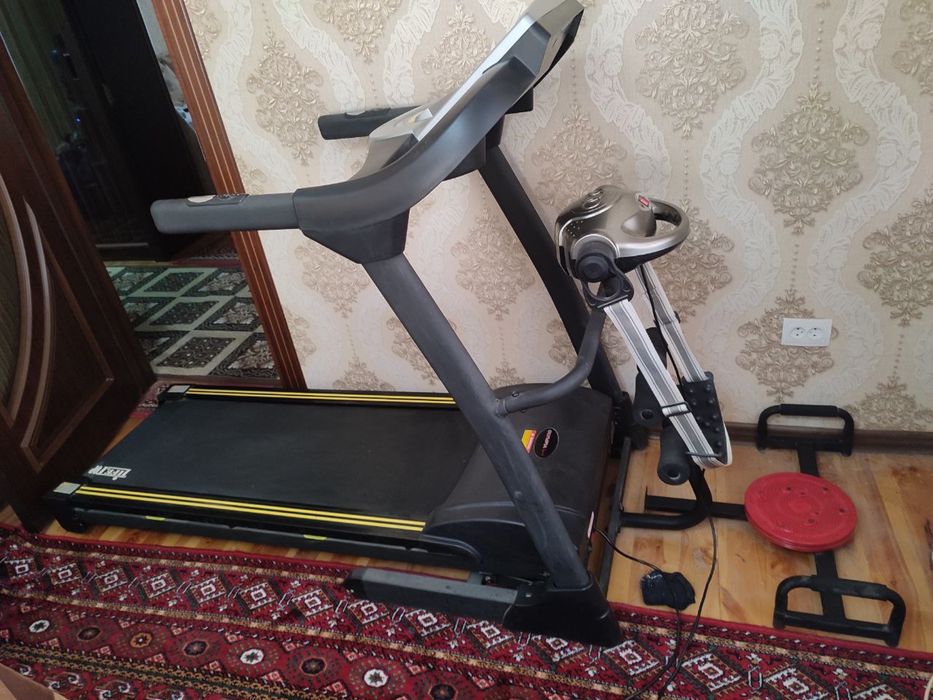 Продается беговая дорожка