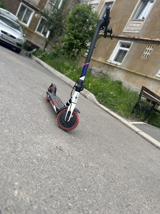 Trotineta Aprilia ESRZ