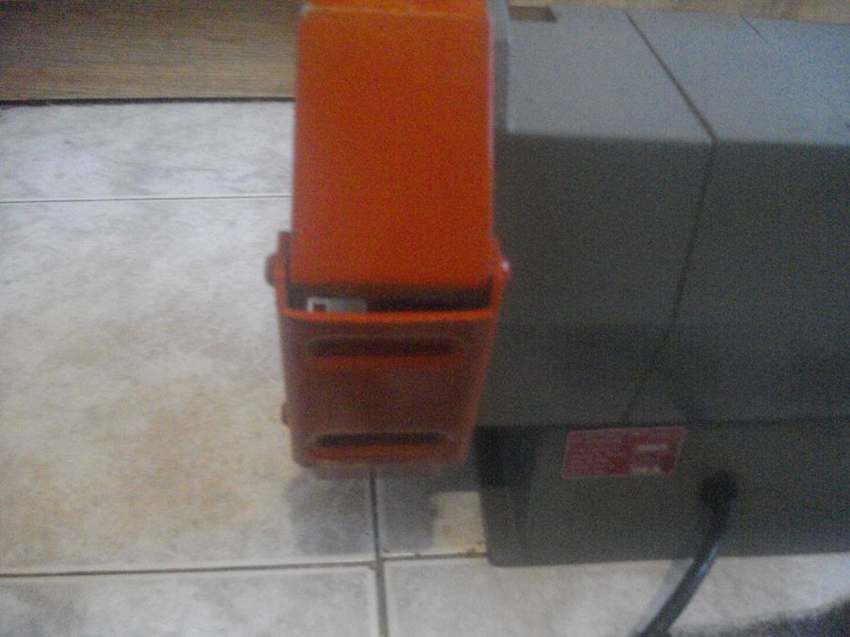 500 Вата Руски Ел.Шмиргел ТЕМП ТУ16 ф180мм Отличен Комбиниран 14кг