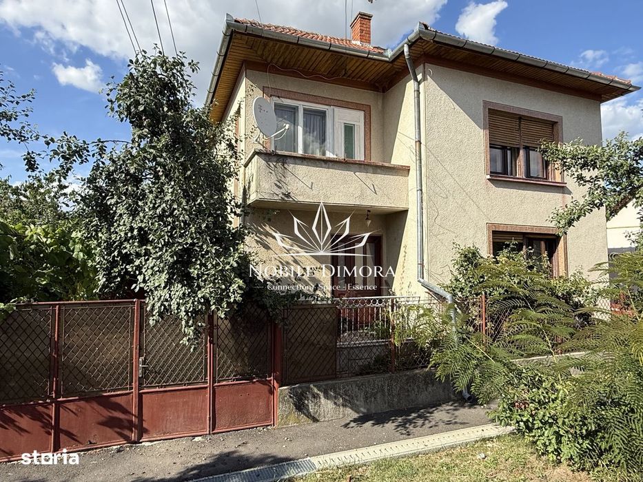 Casa spatioasa de 156mp cu 4 camere, teren de 237mp in Buzias - comisi