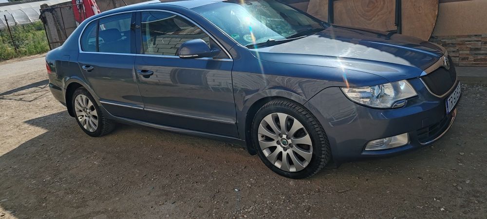 Skoda superb 2. 0 140 cp
