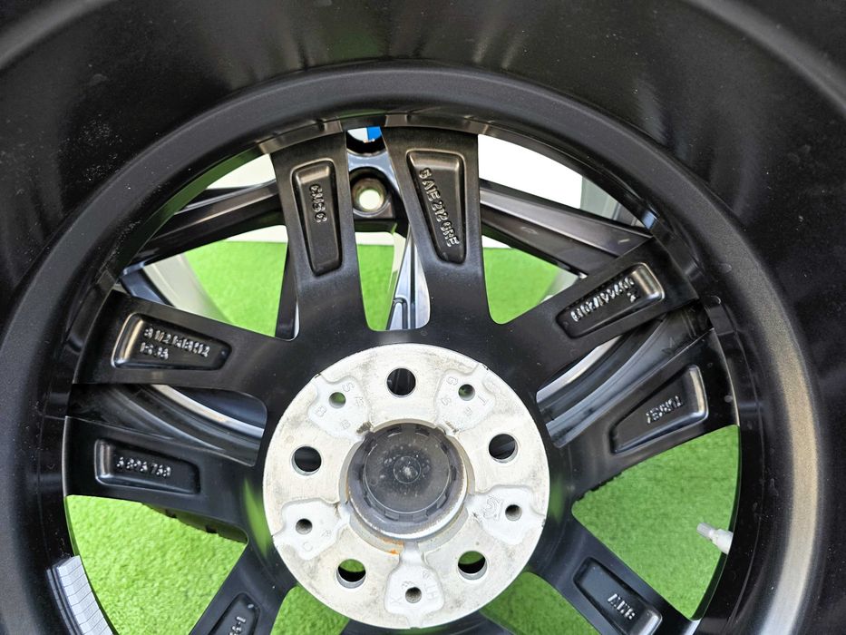 Комплект джанти със зимни гуми 18" BMW 4/i4, X1, 5/i5
