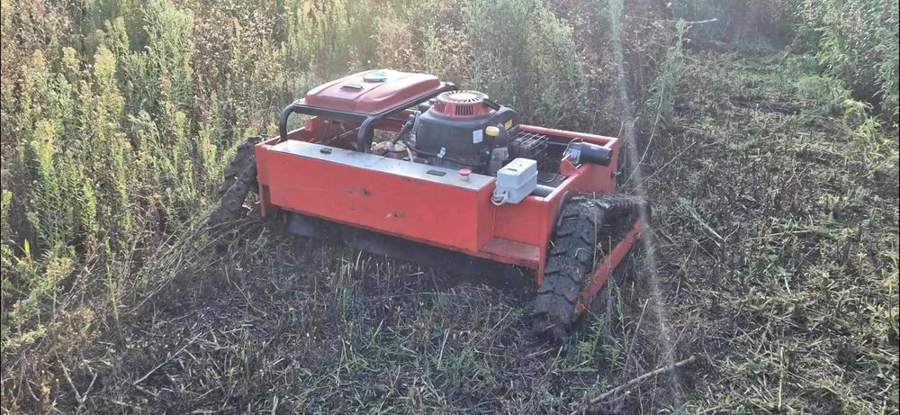 Робот за косене с дистанционно управление