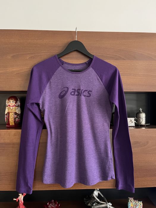 Нови блуза Asics и яке Sportalm