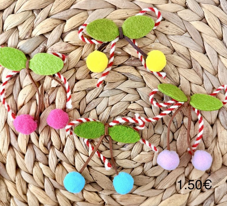 Ръчно изработени мартеници