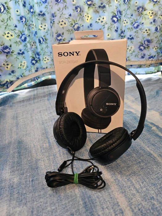 Продавам не използвани слушалки SONY