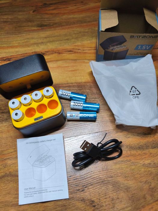 НОВИ акумулаторни AA батерии, 8 броя, 1600 цикъла, 1.5V 3000mWh...