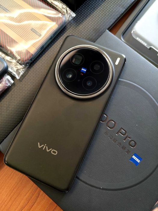 Смартфон Vivo X200 pro