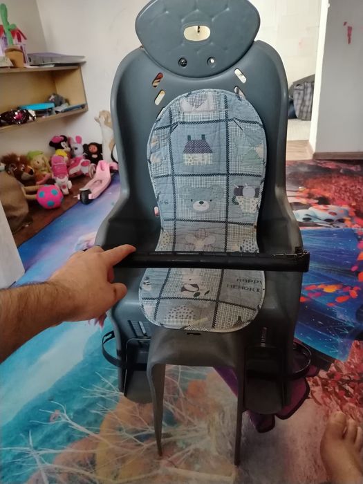 Велокресло на задний багажник