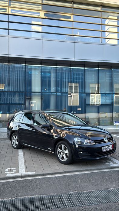 VOLKSWAGEN Golf 2014