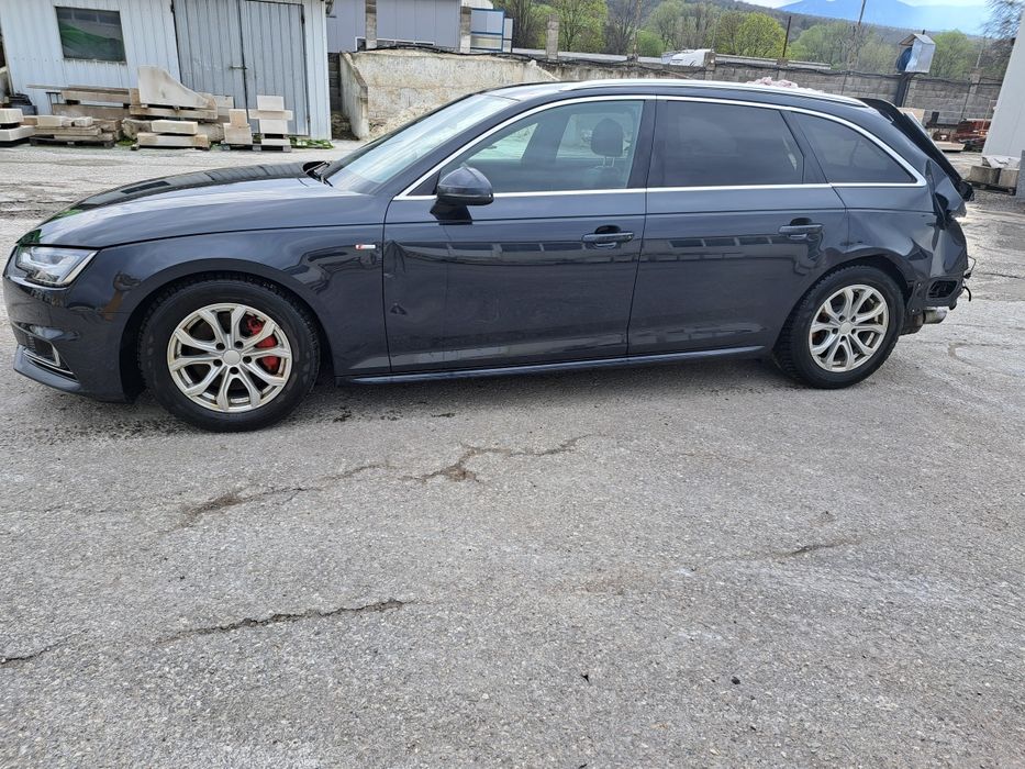 Ауди А4 Б9 на части