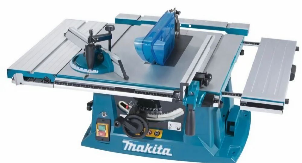 Настолен циркуляр Makita MLT100N  НОВ!!!
Настолен циркуляр MAKITA MLT100 е прецизен и мощен настолен циркуляр с мощност 1500W. Спирачка на мотора, п