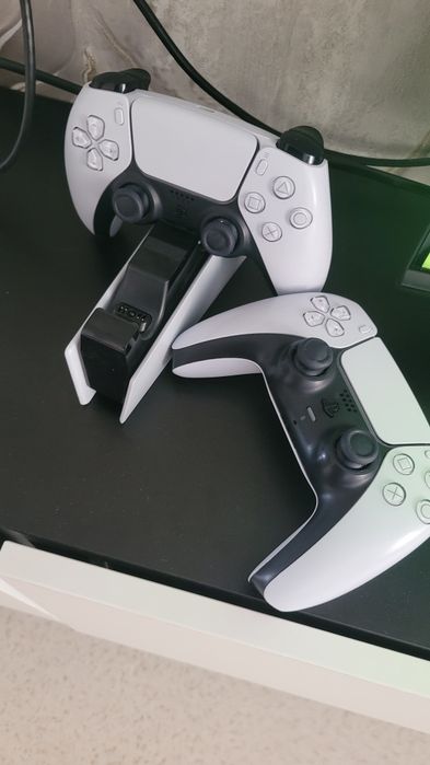 Продам Playstation 5