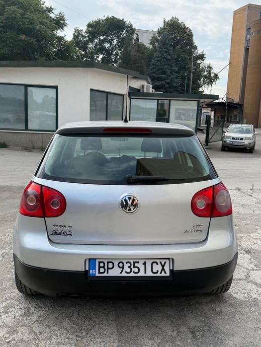 Golf 5  4x4 1.9 TDI 105 к. с