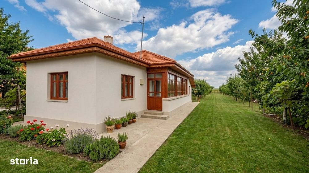Casa rurala cu gradina mare, langa Bucuresti