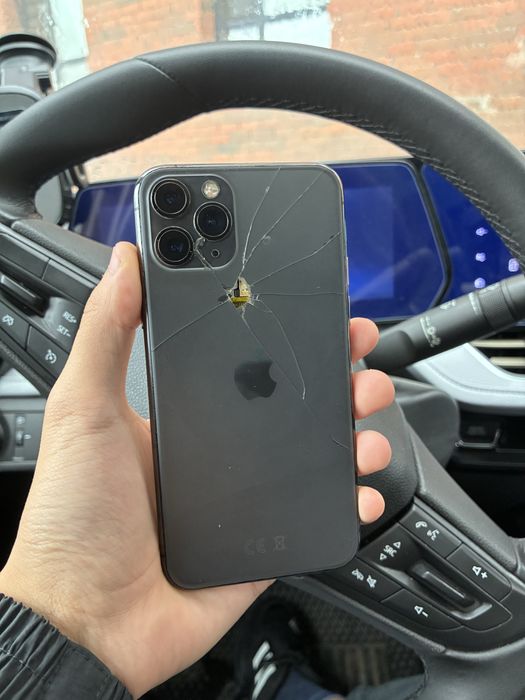 iPhone 11pro 64гб