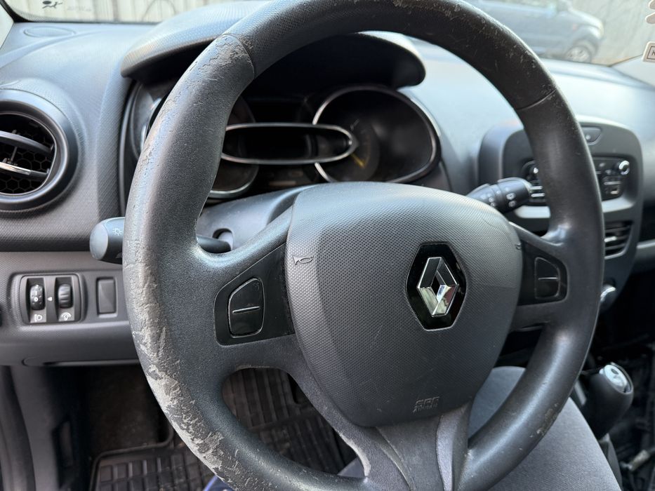 стопове за Рено Клио Renault Clio 4 Ляв и Десен / волан с еърбег