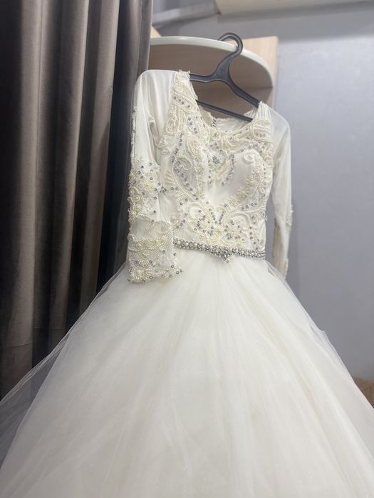 Свадебное платье продам