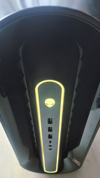 Pc gaming Alienware Aurora R10 Ryzen 5 3600XT 4.5GHz 16GB RAM 5700XT