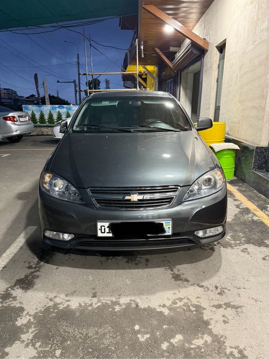Gentra 3-pozitsiya, 2023 yil, 21000 km yurgan.FULL, ABS, LYUK.
