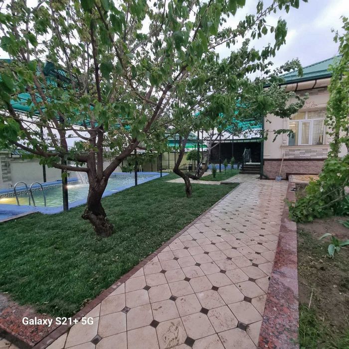 ародам дом в Кибрае