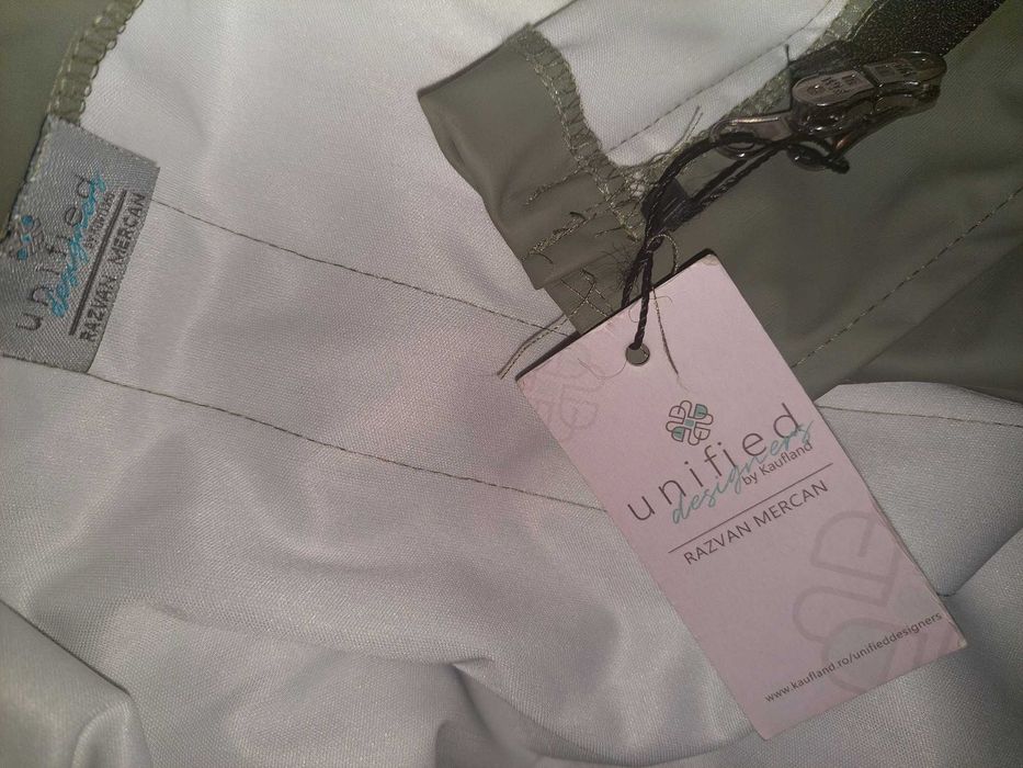 Jachetă lungă curcubeu deosebită Cătălin Botezatu si alti designeri