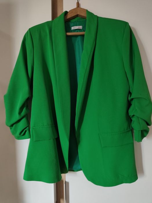 Зелено дамско сако