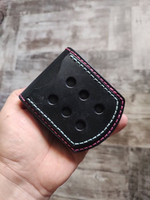 Ръчно изработени кожени изделия.