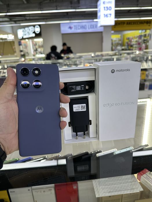 Moto edge 60 fuson. 5G. 12/256