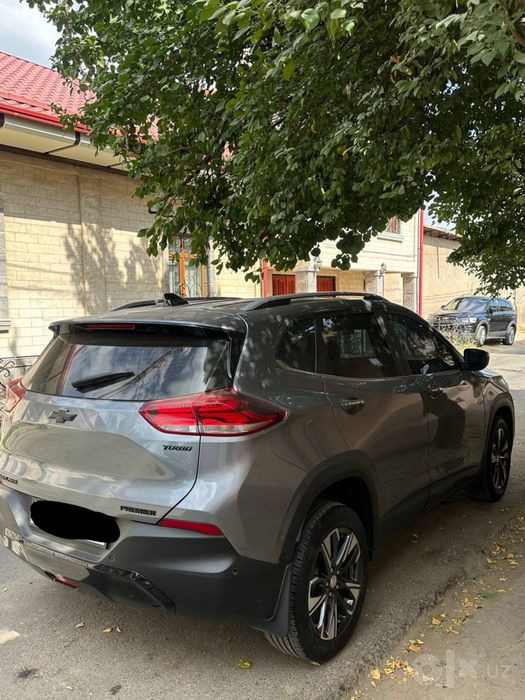 Tracker Premier plus