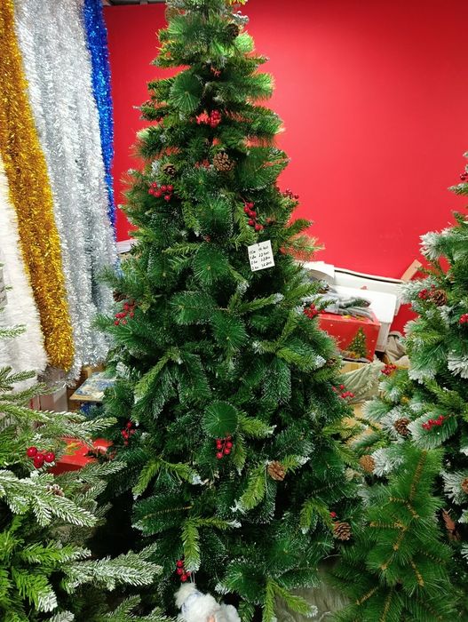 Елки искусственные