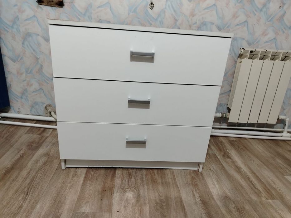 Продам комод за 10.000