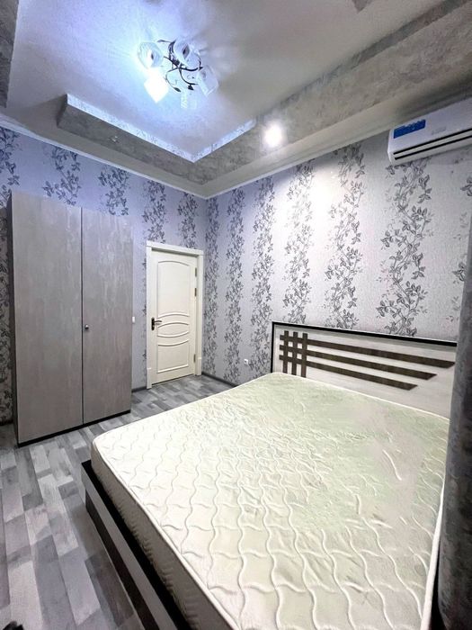 Новза метро 10 дакика юлда квартира