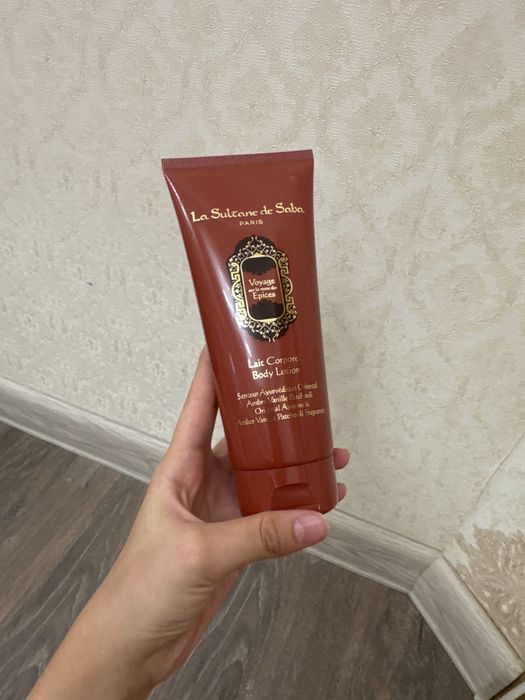 Лосьон для тела, крем для тела