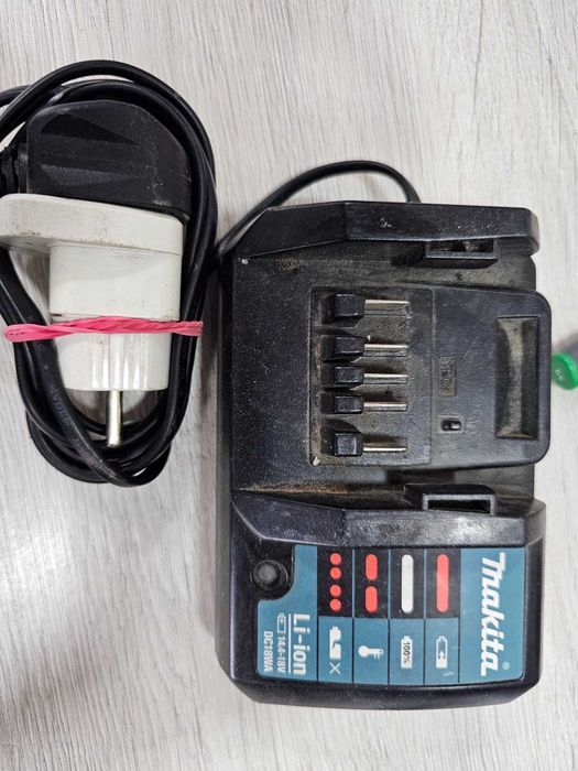 Акумулаторен винтоверт Makita TD127D с батерия и зарядно