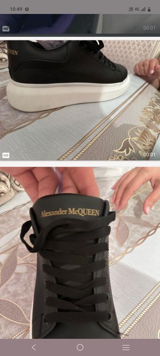 Продам кроссовки 39-40 размер. Брендовые .