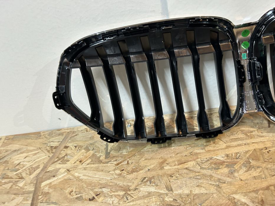 Grile bmw X1 F48 LCI 2019-2021