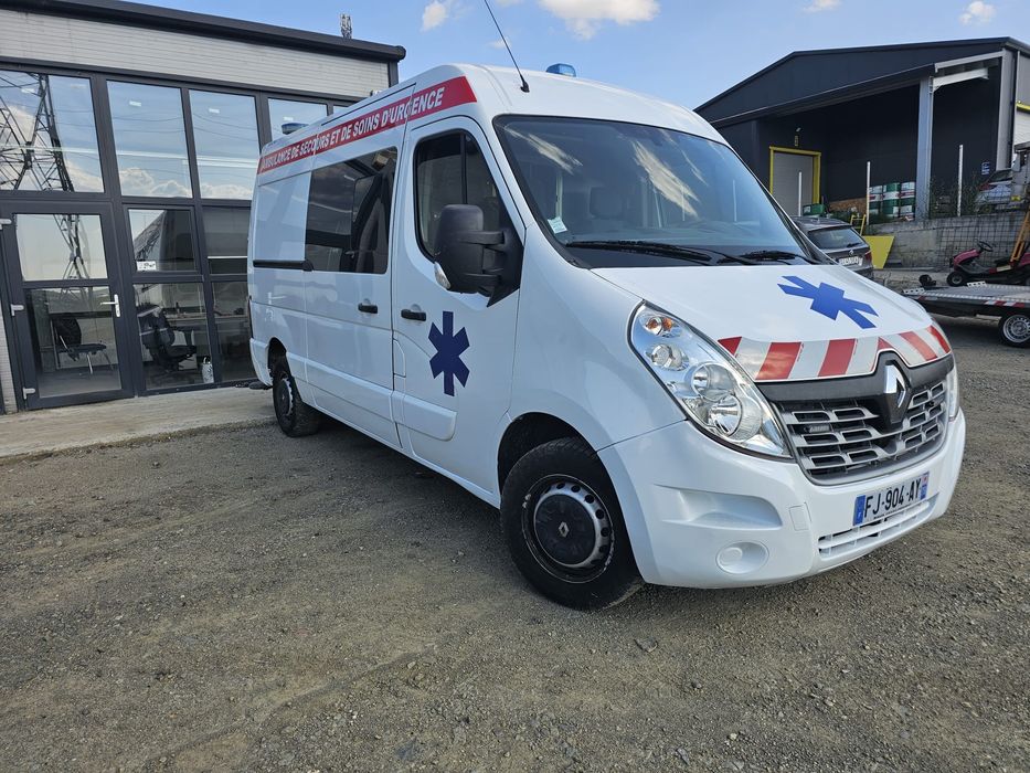 Ambulanta Renault Master 2019 cu certificat UTAC